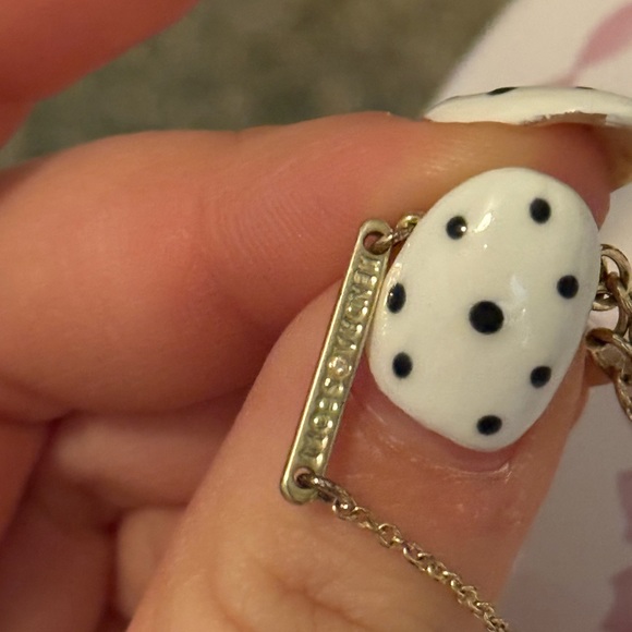 Kendra Scott Pink Heart Necklace - Picture 4 of 4